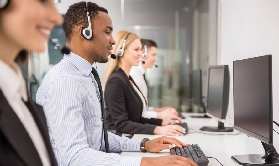 Top 4 Features To Look For In Call Center Software