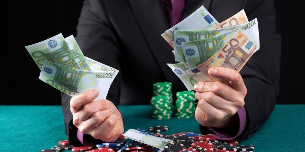 Profit at Online Casinos